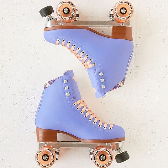 Meet your Posher, Dorine - Picture 1 of 1